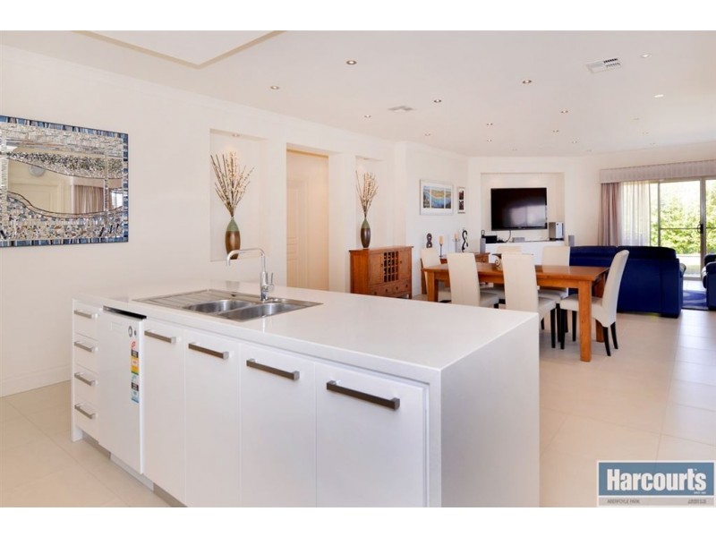 2A McHarg Road, Happy Valley SA 5159