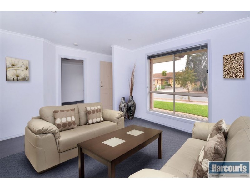 6 Glamis Avenue, Seacombe Gardens SA 5047