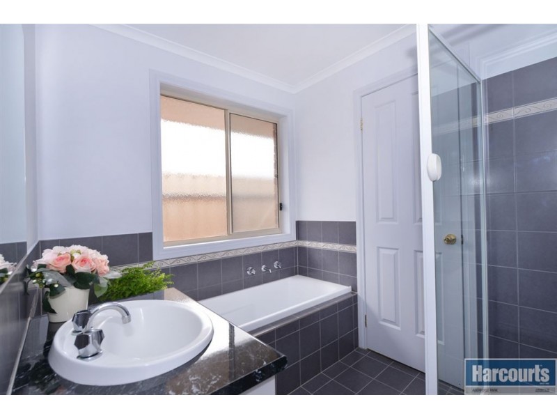 6 Glamis Avenue, Seacombe Gardens SA 5047