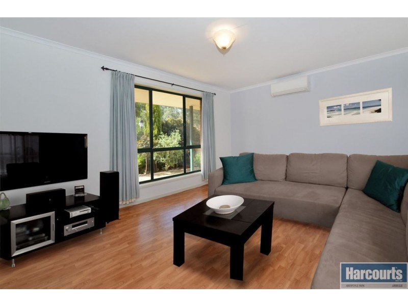 8 Peppermint Grove, Aberfoyle Park SA 5159