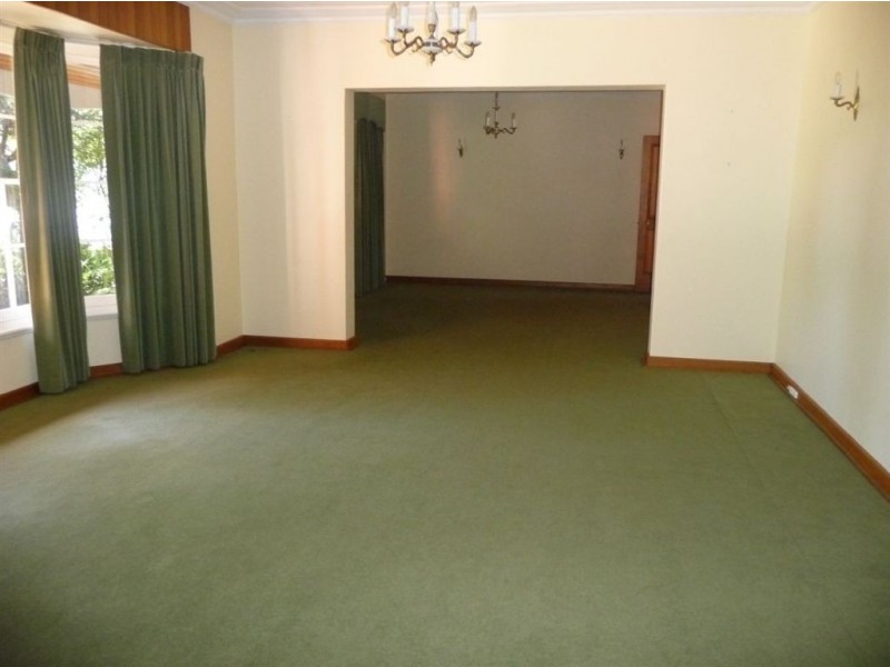 97 Daveys Road, Flagstaff Hill SA 5159