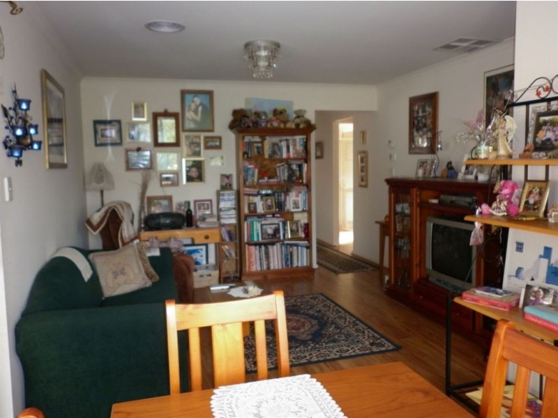 2 Taylors Road West, Aberfoyle Park SA 5159