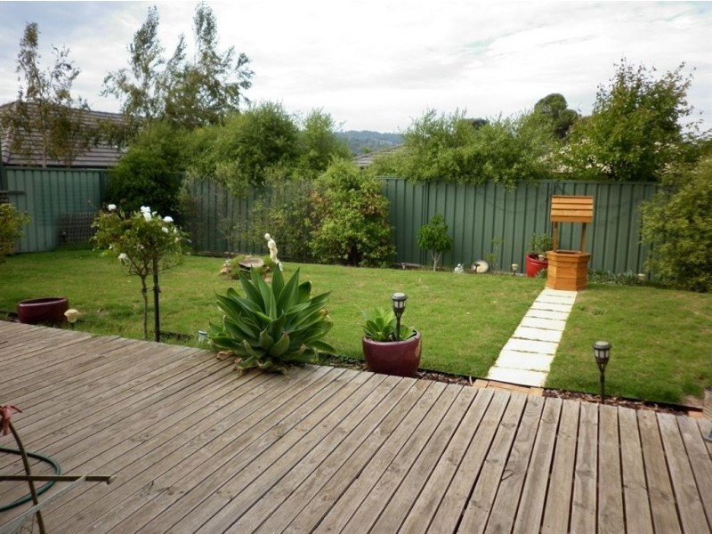2 Taylors Road West, Aberfoyle Park SA 5159