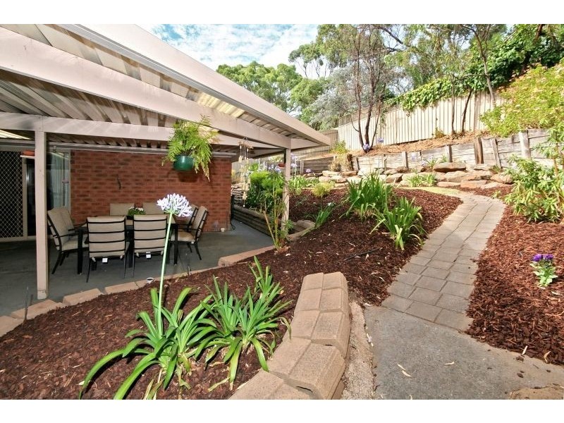 10 Woodland Grove, Aberfoyle Park SA 5159