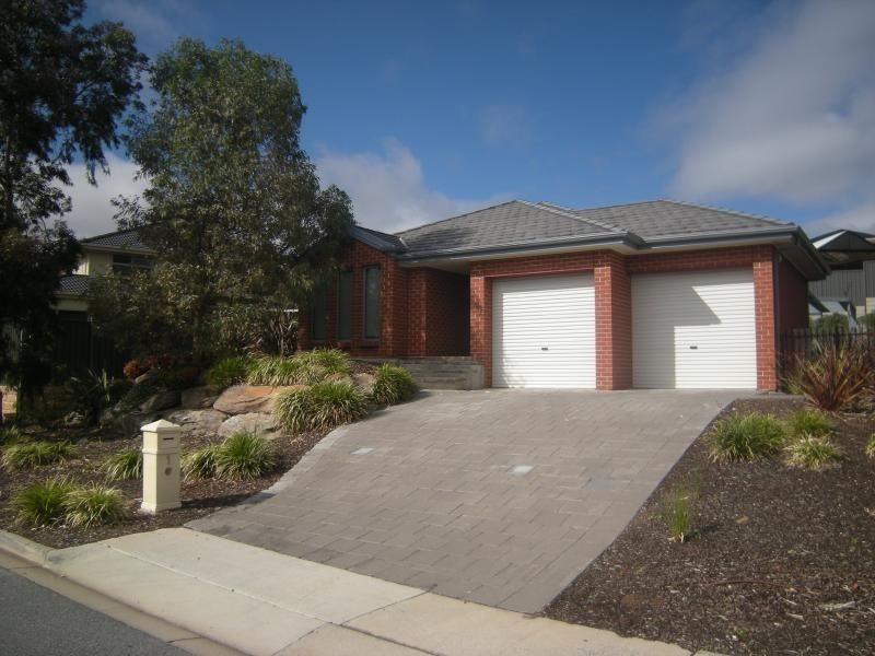 1 Plantation Avenue, Flagstaff Hill SA 5159