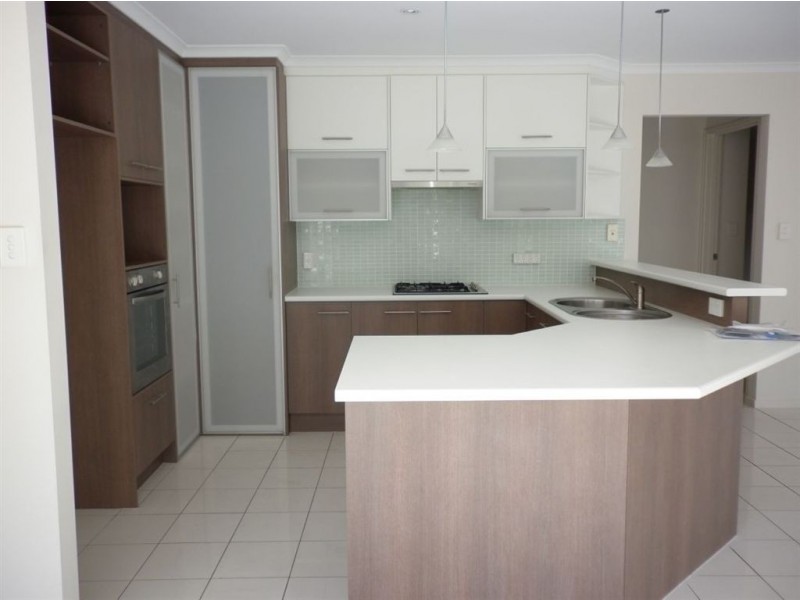 1 Plantation Avenue, Flagstaff Hill SA 5159