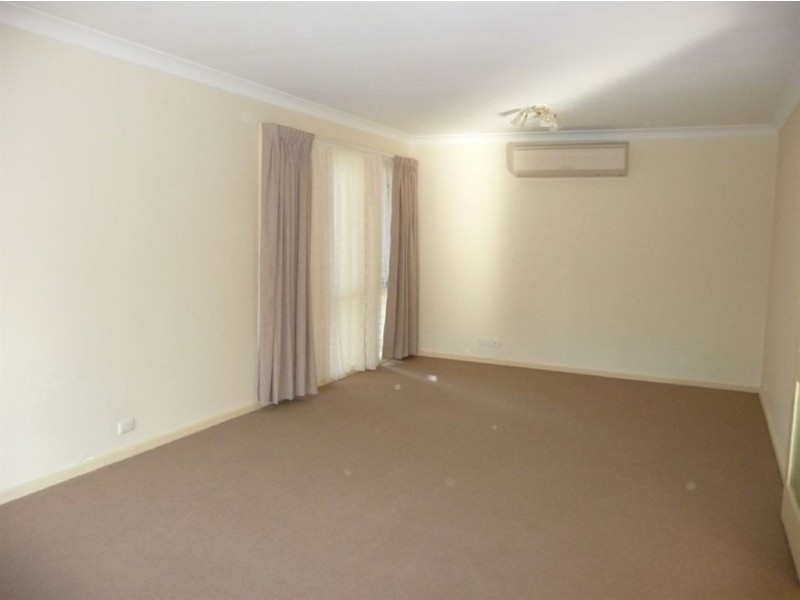 6 Ebor Crescent, Aberfoyle Park SA 5159