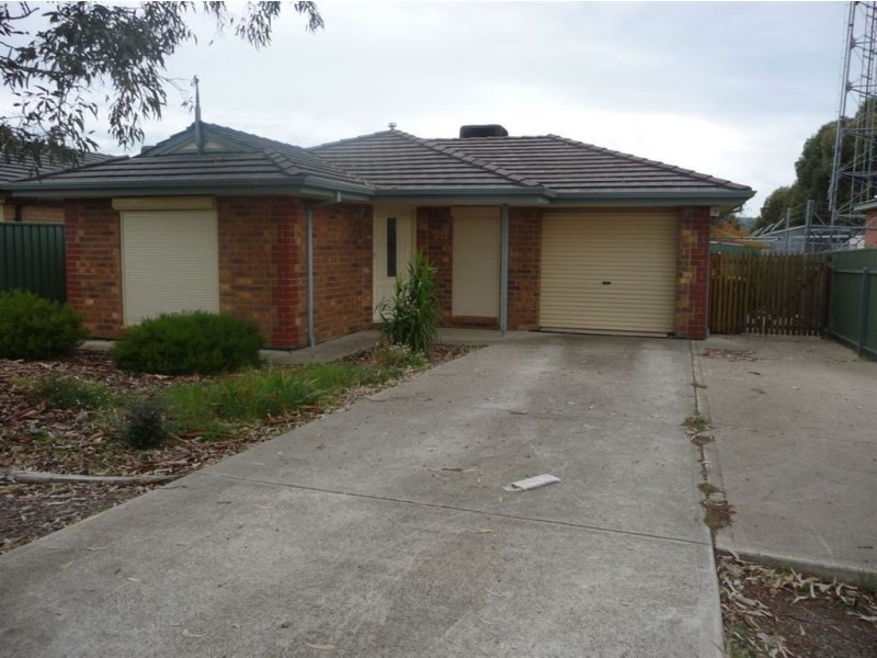 2 Taylors Road West, Aberfoyle Park SA 5159