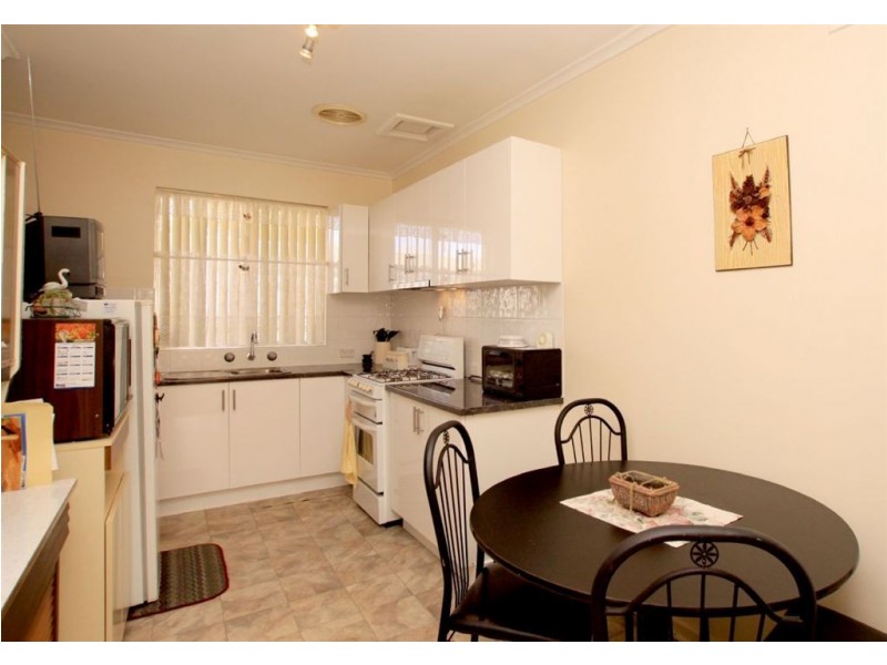 3/2A Moy Avenue, Warradale SA 5046