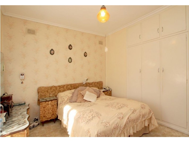 3/2A Moy Avenue, Warradale SA 5046