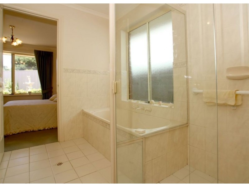5 Thalassa Mews, Aberfoyle Park SA 5159