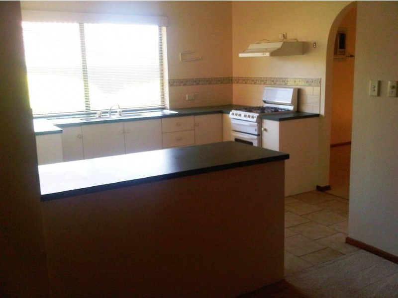 25 Parkes Avenue, Woodcroft SA 5162