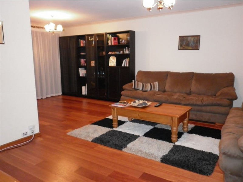 10 Allman Crescent, Aberfoyle Park SA 5159