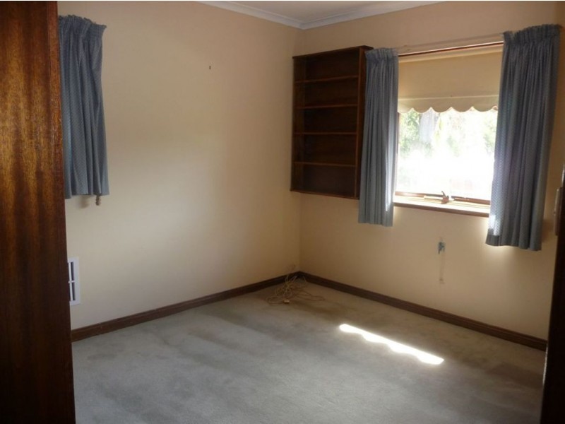 4 Planter Court, Flagstaff Hill SA 5159