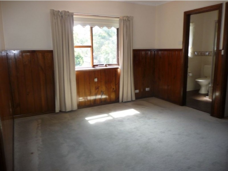 4 Planter Court, Flagstaff Hill SA 5159