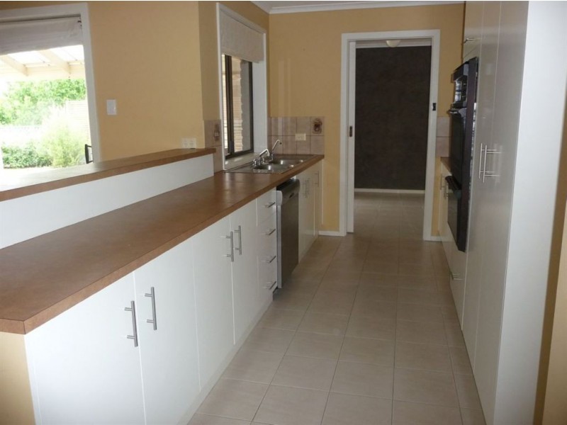 12 Portia Street, Flagstaff Hill SA 5159