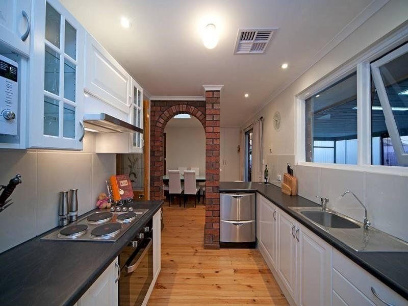 10 Ariel Street, Hallett Cove SA 5158