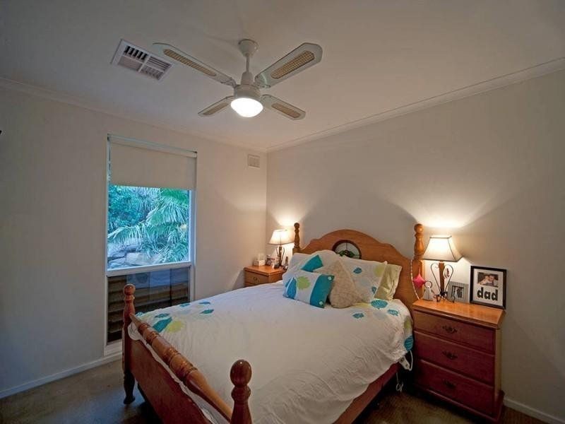 10 Ariel Street, Hallett Cove SA 5158