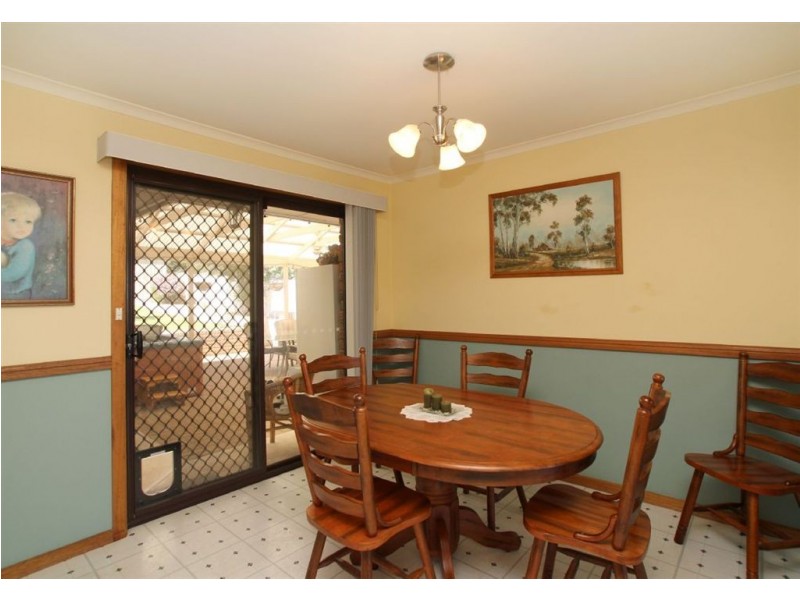 40 Lynlee Crescent, Huntfield Heights SA 5163