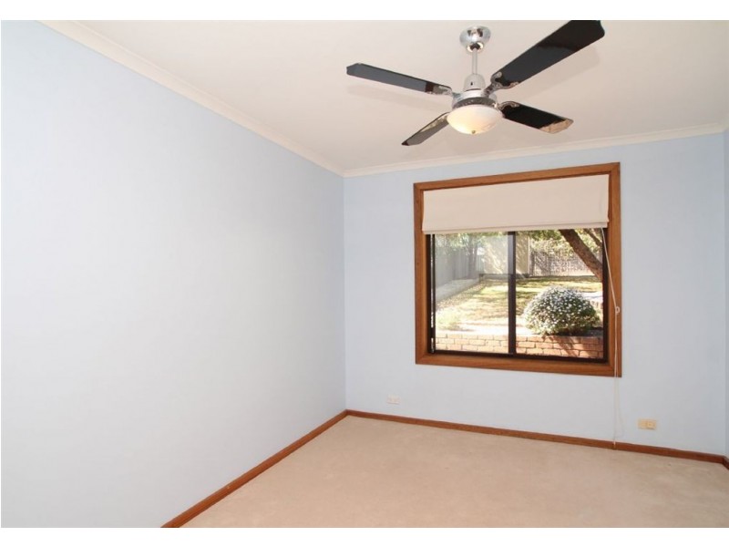 40 Lynlee Crescent, Huntfield Heights SA 5163