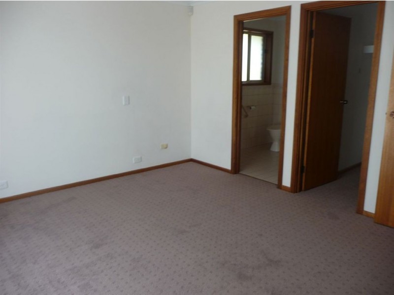 38 Skyline Drive, Flagstaff Hill SA 5159