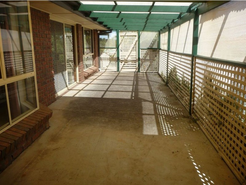 38 Skyline Drive, Flagstaff Hill SA 5159