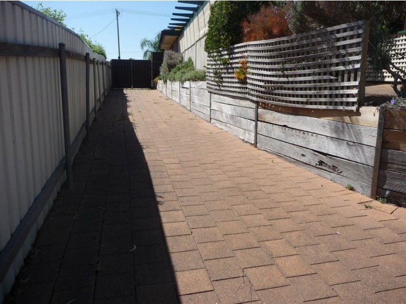 38 Skyline Drive, Flagstaff Hill SA 5159