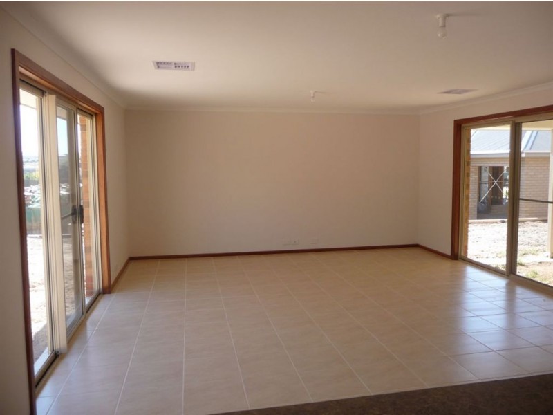 10 Chardonnay Boulevard, Reynella SA 5161