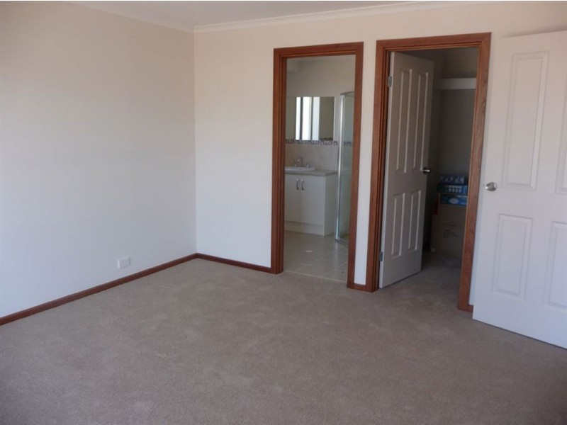 10 Chardonnay Boulevard, Reynella SA 5161