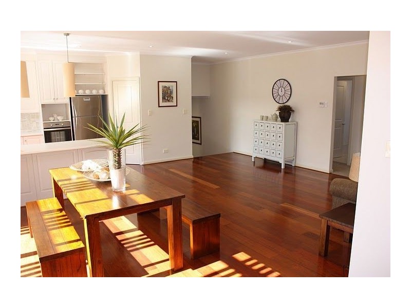 2 Plantation Avenue, Flagstaff Hill SA 5159