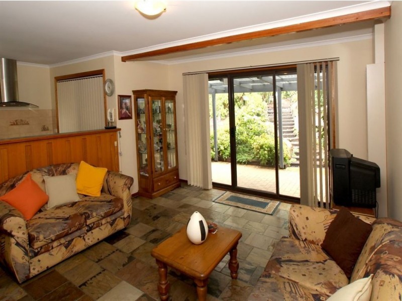 53 Tania Drive, Aberfoyle Park SA 5159