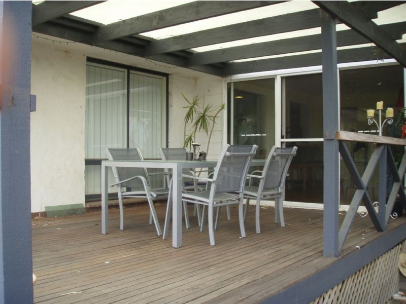 16 Opie Street, Aberfoyle Park SA 5159