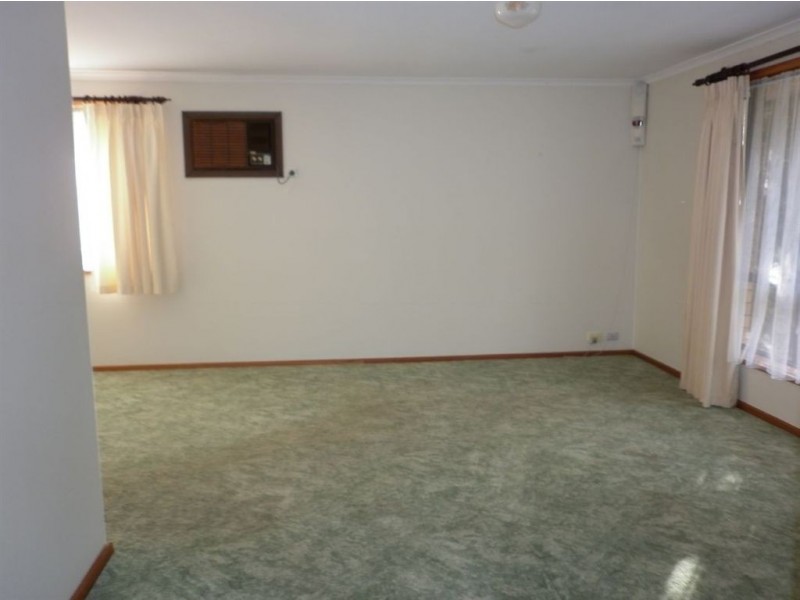 26 Southbound Avenue, Aberfoyle Park SA 5159