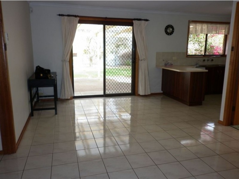 26 Southbound Avenue, Aberfoyle Park SA 5159