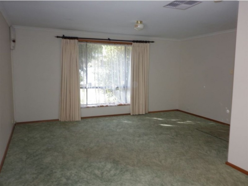 26 Southbound Avenue, Aberfoyle Park SA 5159