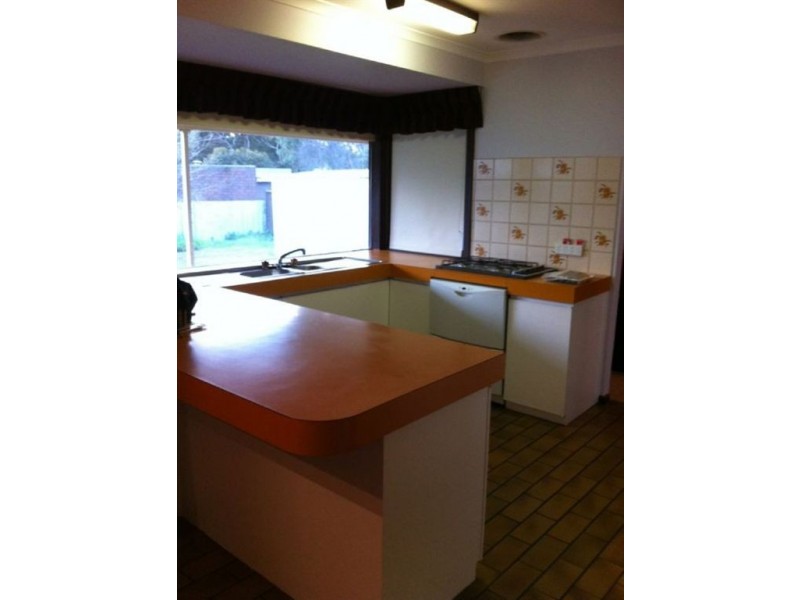 17 Veronica Street, Aberfoyle Park SA 5159