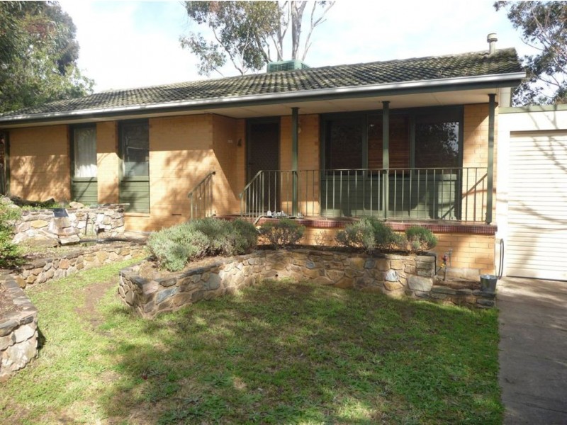 11 Redcraze Street, Aberfoyle Park SA 5159