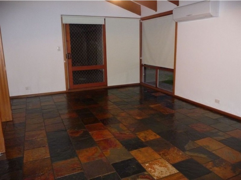 46 Pine Drive, Aberfoyle Park SA 5159