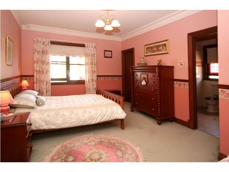 37 Ironbark Avenue, Flagstaff Hill SA 5159