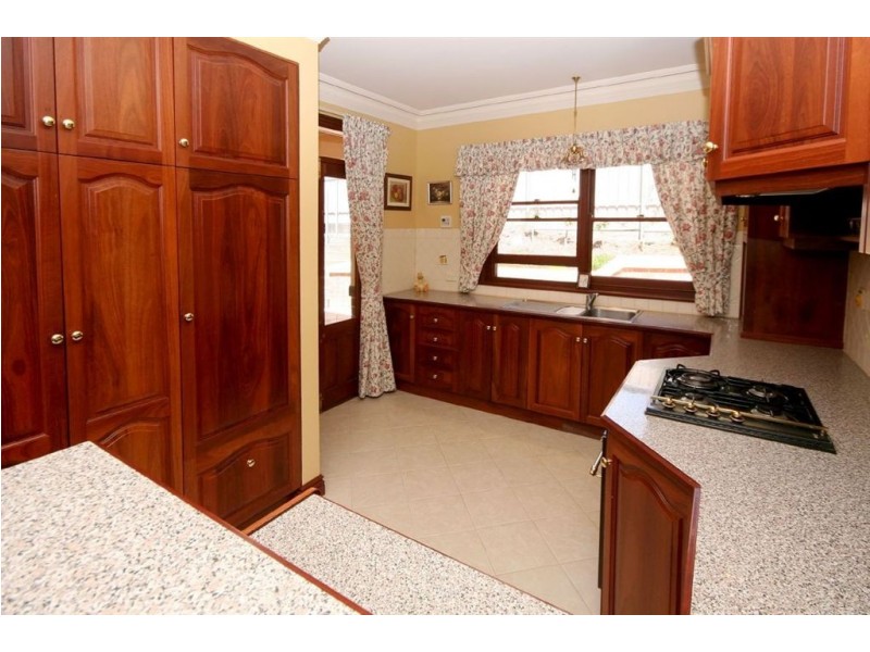 37 Ironbark Avenue, Flagstaff Hill SA 5159