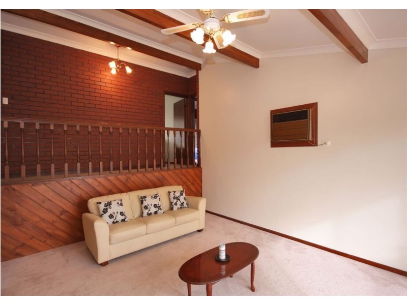 48 Tania Drive, Aberfoyle Park SA 5159