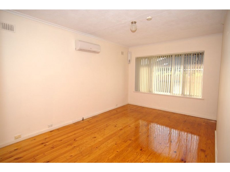 3/2A Moy Avenue, Warradale SA 5046