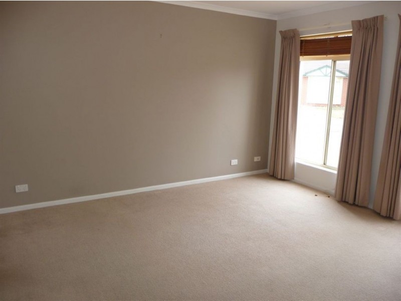 28 Estate Drive, Flagstaff Hill SA 5159