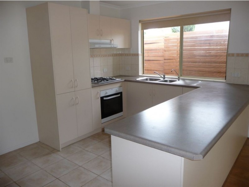 28 Estate Drive, Flagstaff Hill SA 5159