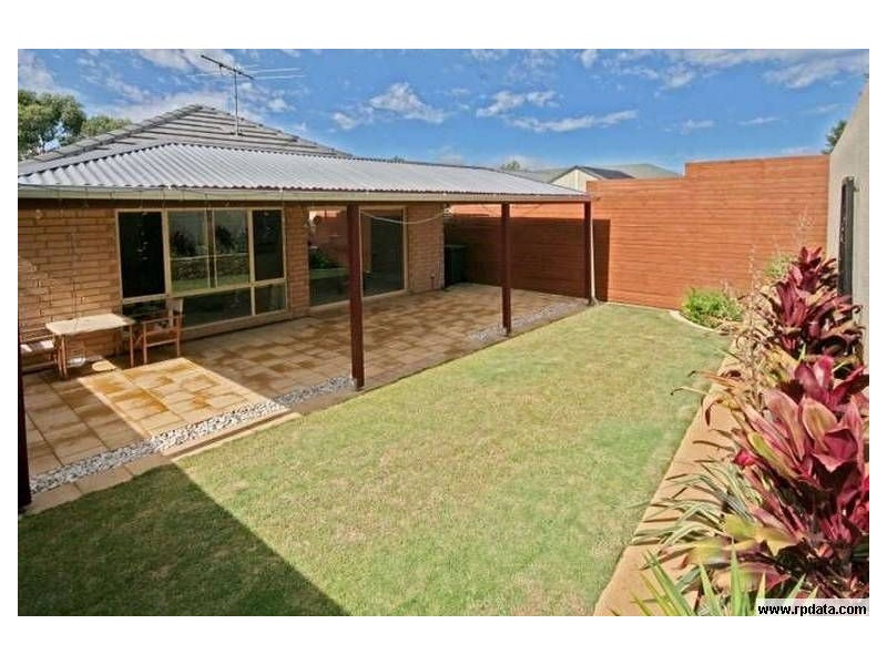 28 Estate Drive, Flagstaff Hill SA 5159