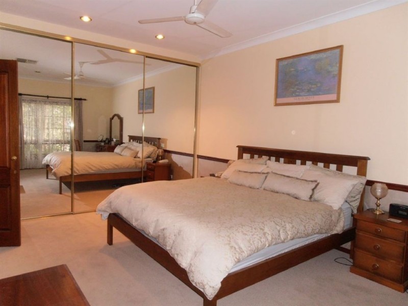 1 Tawny Court, Aberfoyle Park SA 5159