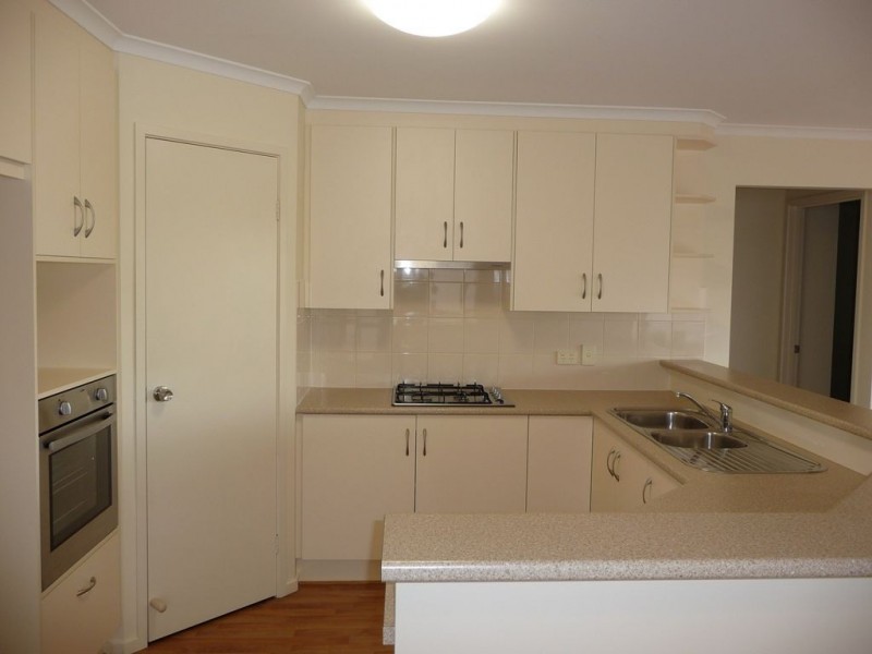 21 Edithburgh Ave, Seaford Rise SA 5169