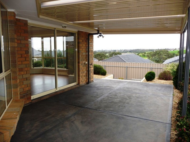 21 Edithburgh Ave, Seaford Rise SA 5169