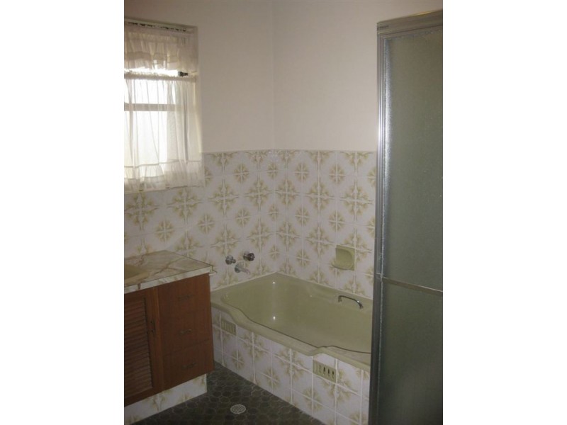 2 Brooks Street, Meadows SA 5201