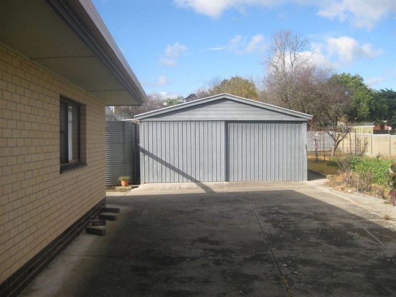 2 Brooks Street, Meadows SA 5201